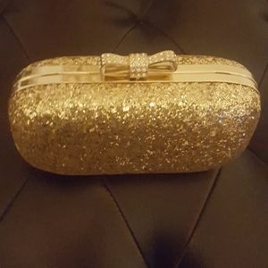 Gold clutch